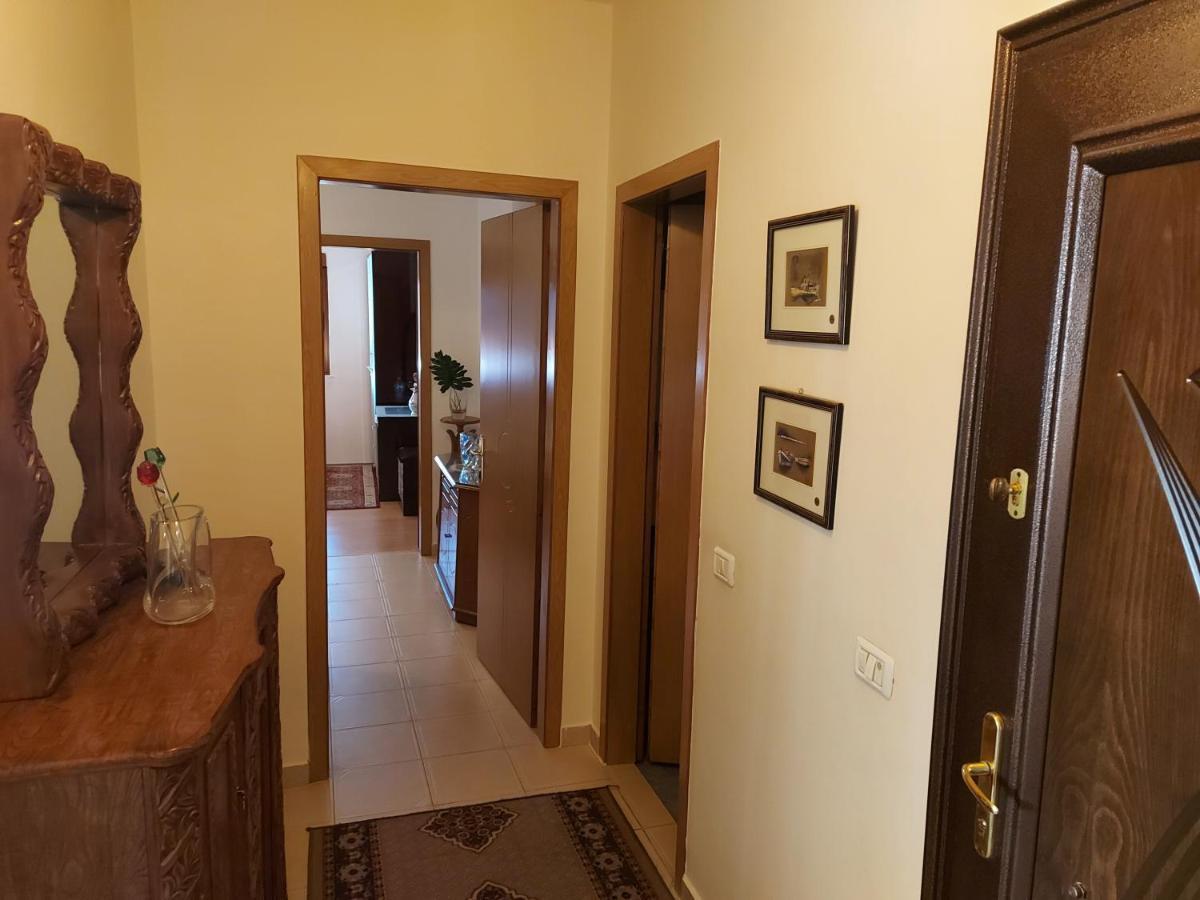 Geni Apartment Korce Exterior foto