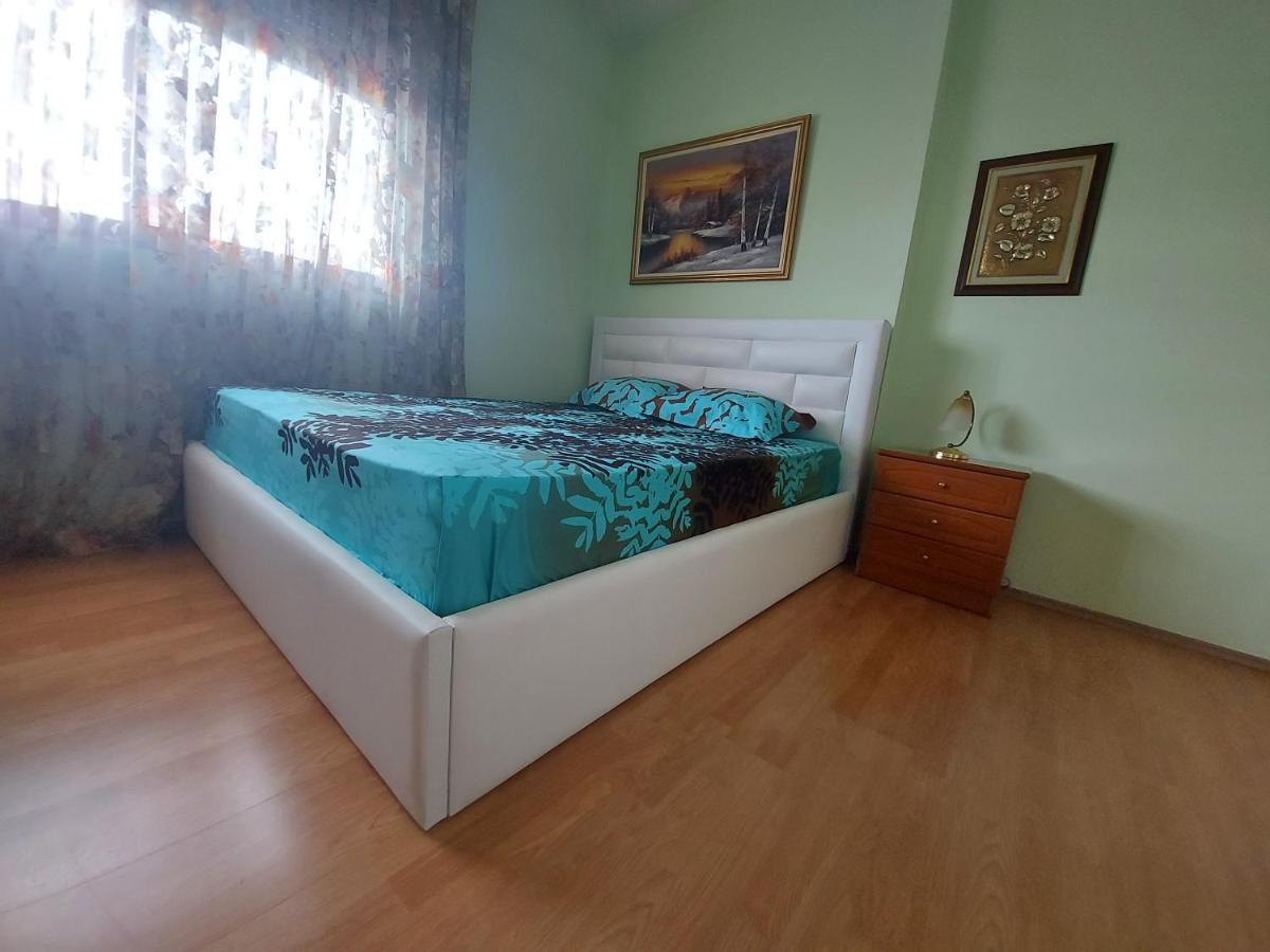 Geni Apartment Korce Exterior foto